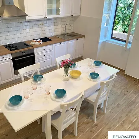 Stone & Salt Getaway * Simuni